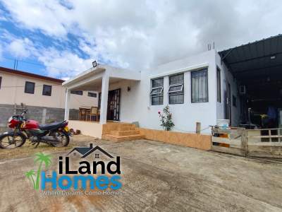 Newly build House for sale at Plaine des Papayes - House