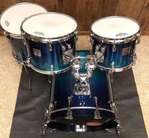 Yamaha Birch Custom Absolute Sea Blue Fade Drum Set 20 10 12 14FT MIJ  - Drums on Aster Vender