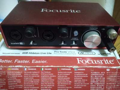 FOCUSRITE 2i2 - Other Studio Equipment