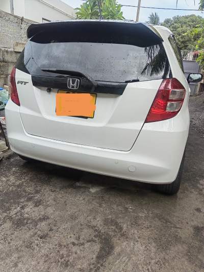 Honda fit - Family Cars