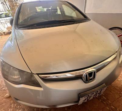 Honda Civic 2007 - Family Cars