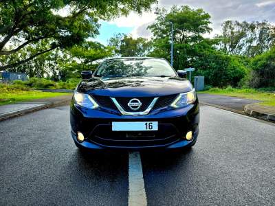 For Sale: Nissan Qashqai 2016 - SUV Cars