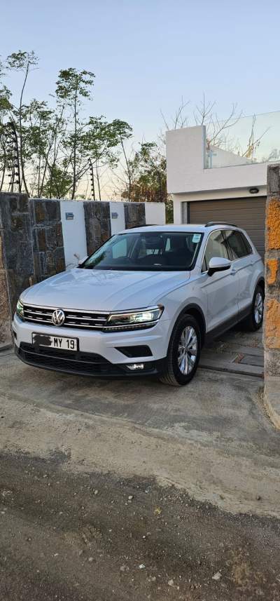 FOR SALE: Volkswagen Tiguan - SUV Cars