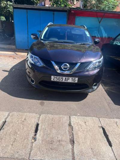 For Sale:  2016 Nissan Qashqai 1.6L Diesel - SUV Cars