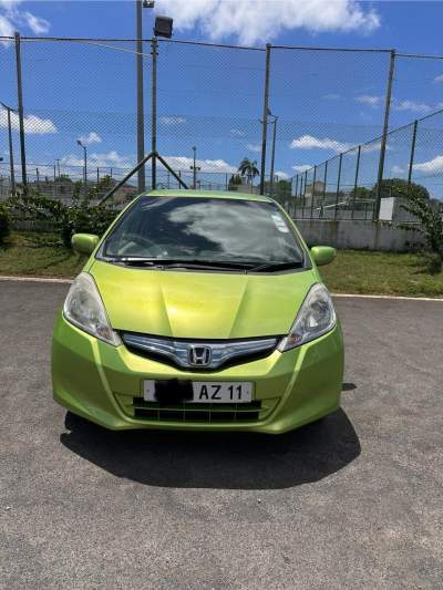 For Sale: Honda Fit 2011 (Hybrid) - Compact cars