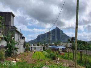 Residential land of 6.8 perches is for sale in L'Agrément, St Pierre  - Land on Aster Vender