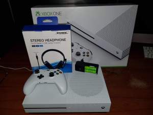 Xbox One S - Others on Aster Vender