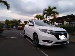 Honda Vezel HRV - SUV Cars on Aster Vender