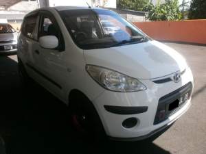 Hyundai I 10 - Family Cars on Aster Vender