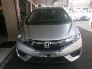 Honda fit Hybrid F Package  - Family Cars on Aster Vender