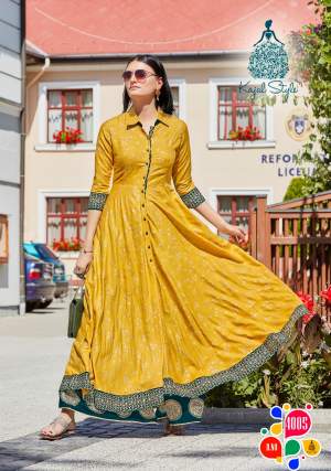 .long dress  - Dresses (Women) on Aster Vender