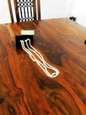 Pearl necklace - Original from Bond Street London Boutique  - Necklaces on Aster Vender