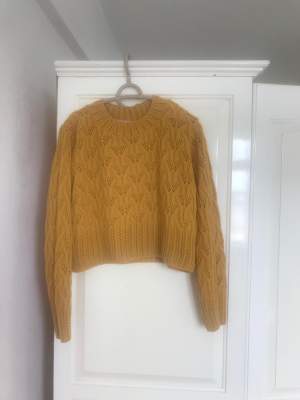 Sweater - Original from UK - Sweater (Women) on Aster Vender