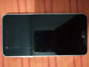 Second hand phone in perfect condition  - LG Phones on Aster Vender