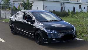 honda civic  - Family Cars on Aster Vender