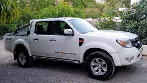 2009 FORD RANGER XLT AUTOMATIC - Pickup trucks (4x4 & 4x2) on Aster Vender