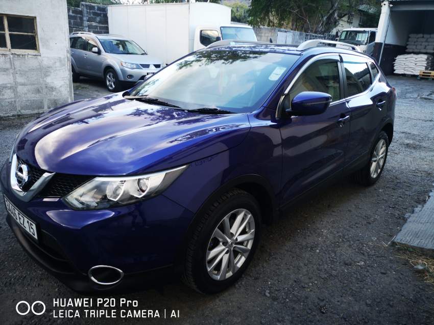 Nissan qashqai j11 1.2 dig-t  - 7 - SUV Cars  on Aster Vender