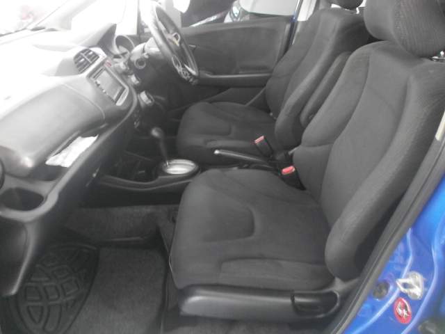 HONDA FIT YR BZ 12 - 1 - Family Cars  on Aster Vender