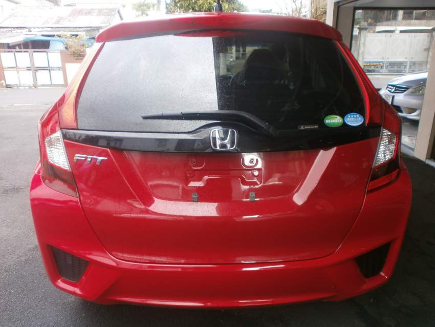 HONDA FIT - 3 - Family Cars  on Aster Vender