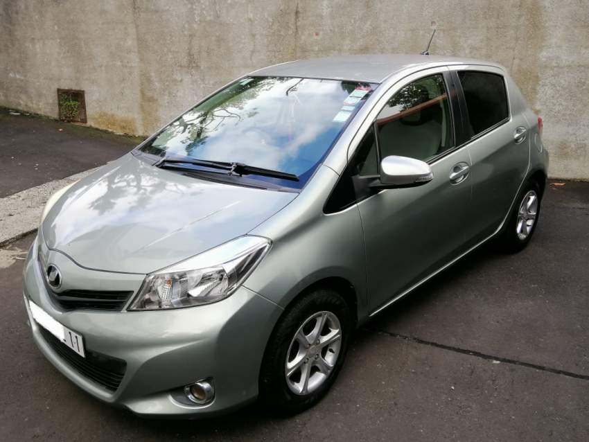 Toyota Vitz 1.3 Hatchback - 5 - Compact cars  on Aster Vender