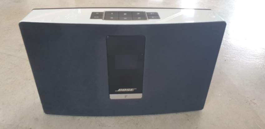 Bose SoundTouch Portable Wi-Fi Music speaker System - 0 - Speaker  on Aster Vender