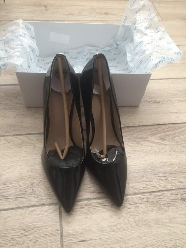 Pumps Guess Designer Heels  - 2 - Classic shoes  on Aster Vender