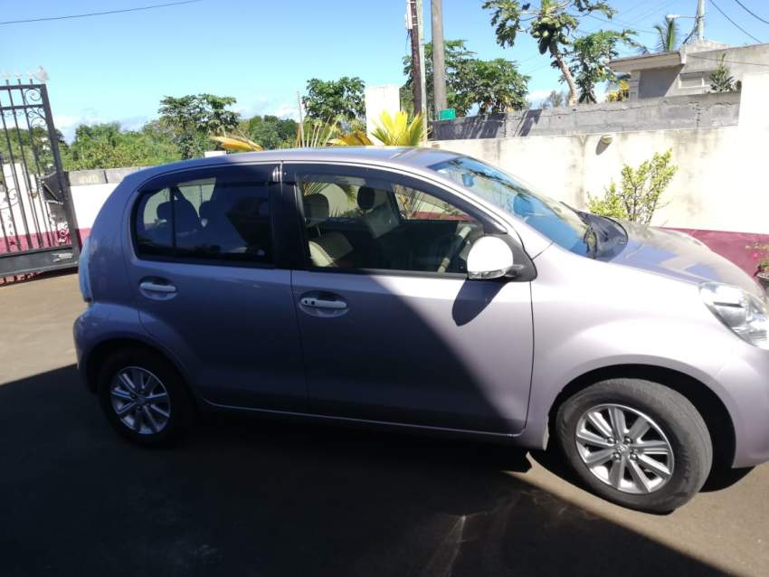 Toyota Passo - 1 - Family Cars  on Aster Vender