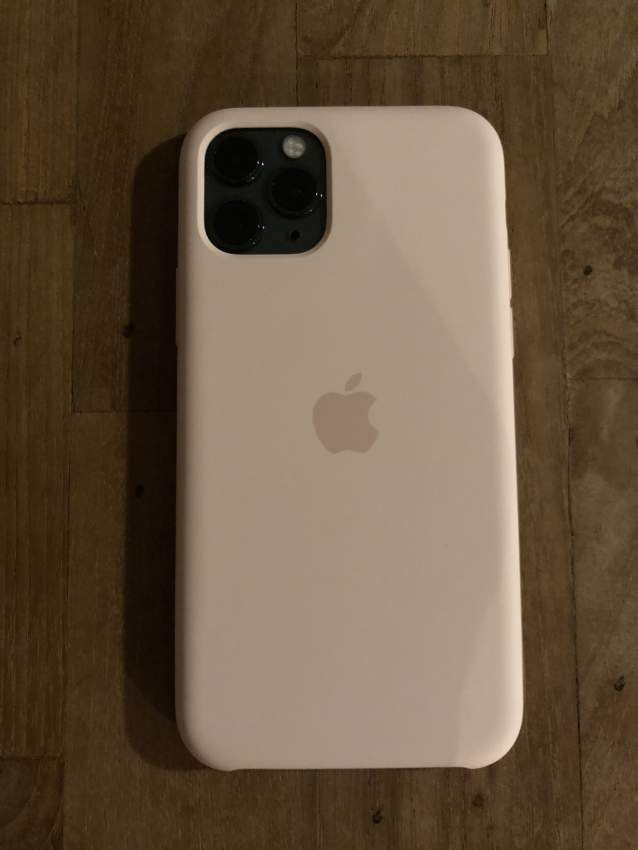 IPHONE 11pro 256GB - 3 - iPhones  on Aster Vender