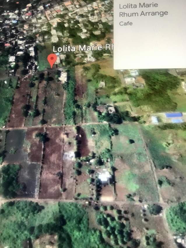 Residential Land for sale-Trou d’eau douce approx 49 perches - 2100 sq - 6 - Others  on Aster Vender