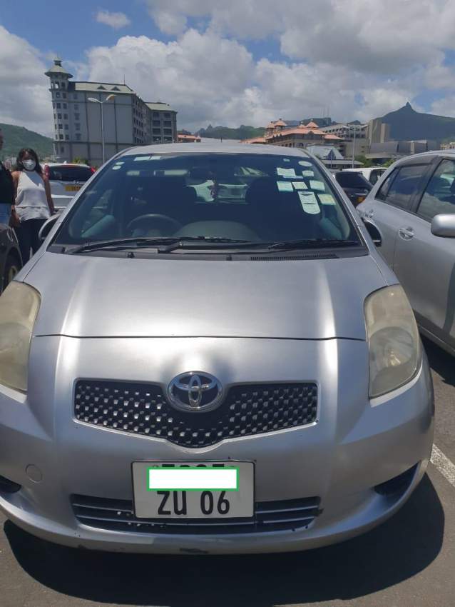 Toyota Vitz Year 06 - AUTOMATIC - 102,000 KM - 0 - Compact cars  on Aster Vender