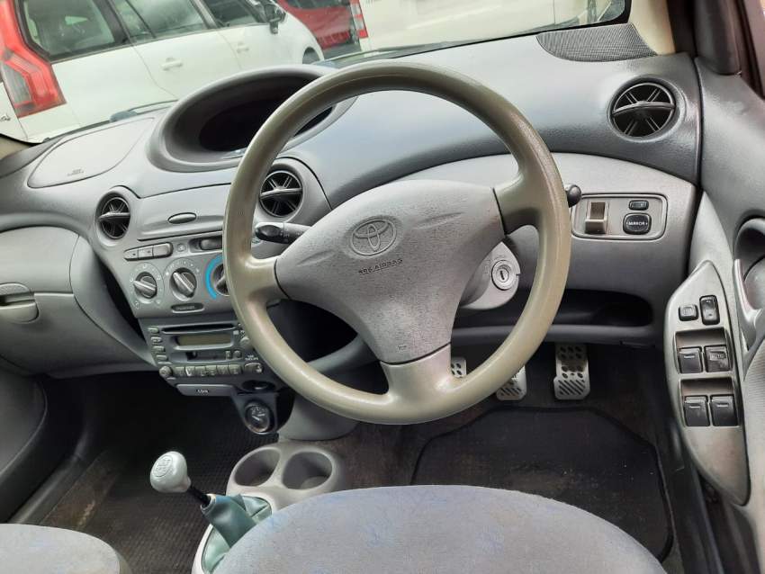 Toyota Vitz Year 01 - 0 - Compact cars  on Aster Vender