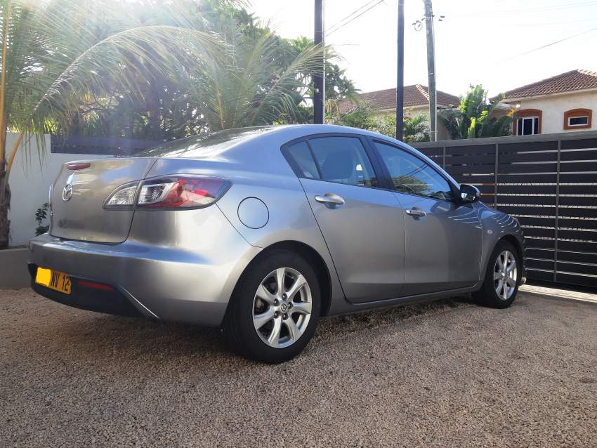 Mazda 3 2012 - 0 - Family Cars  on Aster Vender