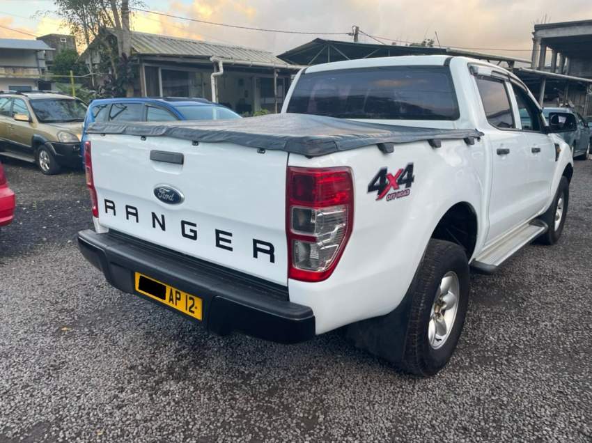 4x4 Ford Ranger Year 12 - 4 - Pickup trucks (4x4 & 4x2)  on Aster Vender