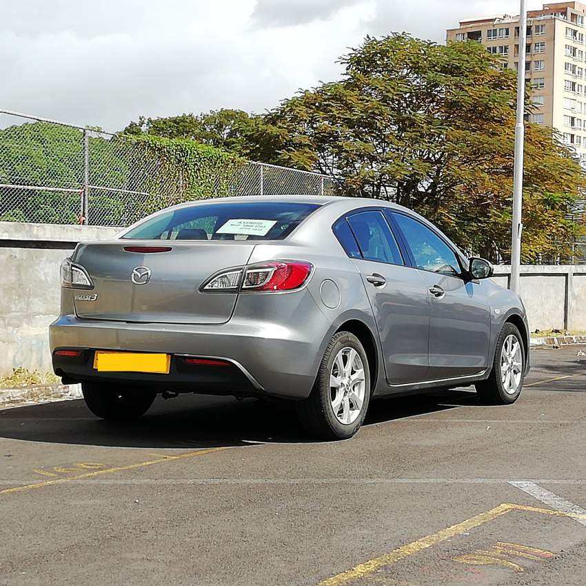 Mazda 3 - 2 - Family Cars  on Aster Vender