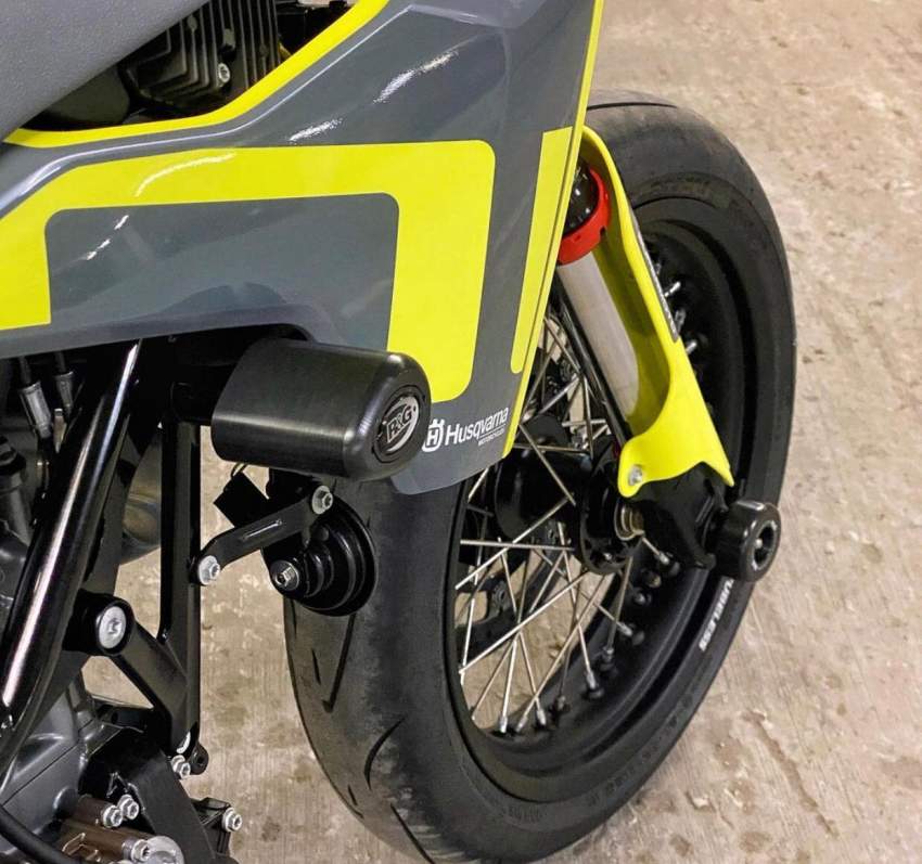 2020 Husqvarna 701 Enduro  - 5 - Sports Bike  on Aster Vender