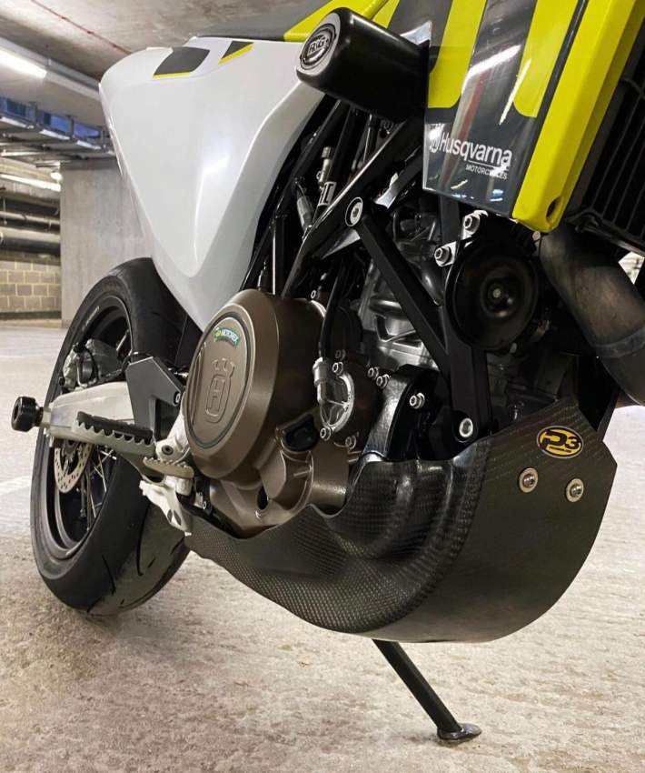 2020 Husqvarna 701 Enduro  - 1 - Sports Bike  on Aster Vender