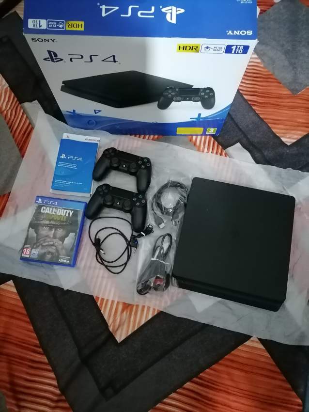 PS4 FOR SALE - 2 - PlayStation 4 (PS4)  on Aster Vender