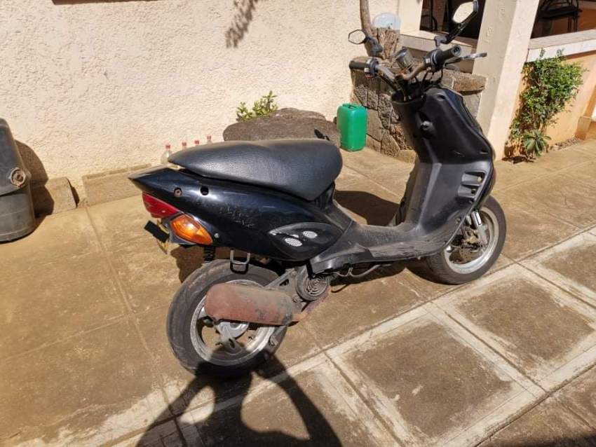 Adly 100 - 1 - Scooters (above 50cc)  on Aster Vender