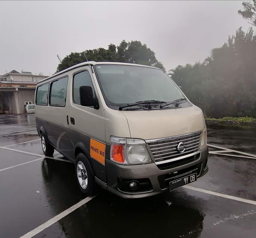 Quick Sale! Nissan Urvan E25 15 Seater 2008 124,000Kms Tel 57484702  - 2 - Passenger Van  on Aster Vender