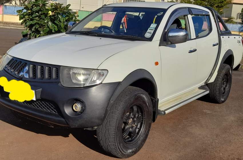 A vendre Mitsubishi L200 Sportero  - 1 - Pickup trucks (4x4 & 4x2)  on Aster Vender