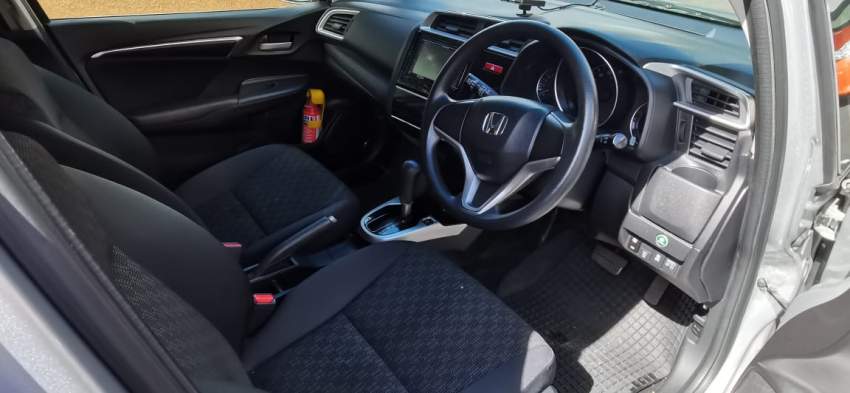 HONDA FIT  YR DZ 15 - 3 - Family Cars  on Aster Vender