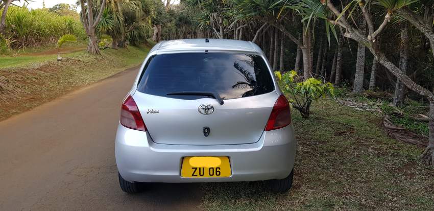 Toyota vitz - ZU06 - Auto - 59203220 - 2 - Family Cars  on Aster Vender