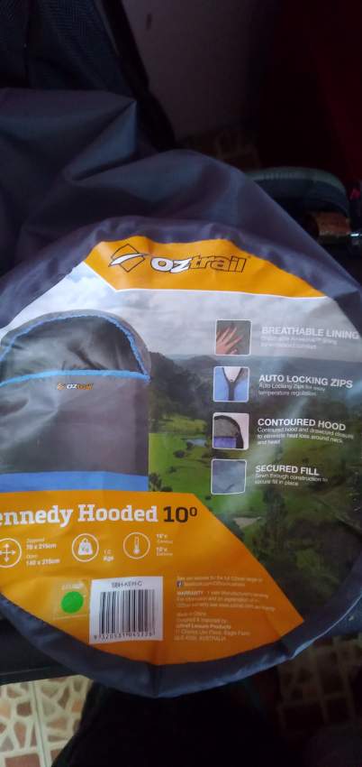 sleeping bag, camping tent and foldable tent - 5 - Fishing equipment  on Aster Vender