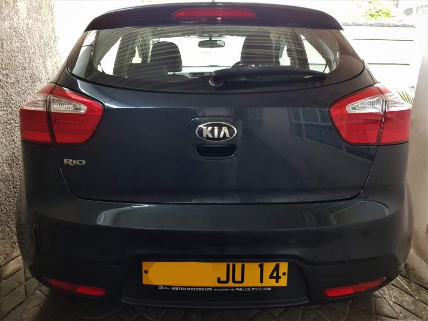 Kia Rio 2014 Automatic - 4 - Compact cars  on Aster Vender