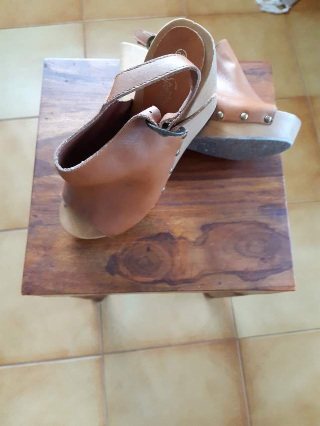 Sandalette avec talon en cuir marron claire size 38 - 0 - Women's shoes (ballet, etc)  on Aster Vender