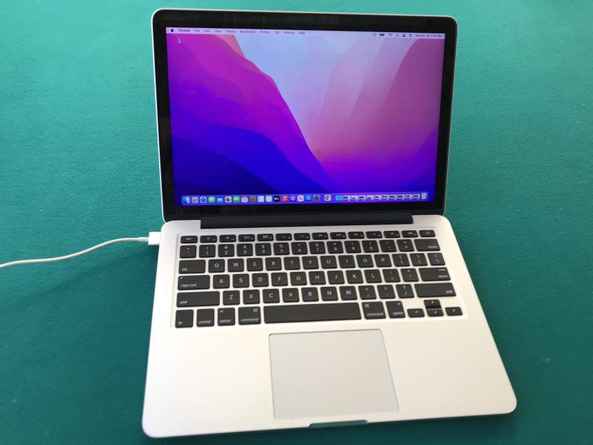 MacBook Pro  - 1 - Laptop  on Aster Vender
