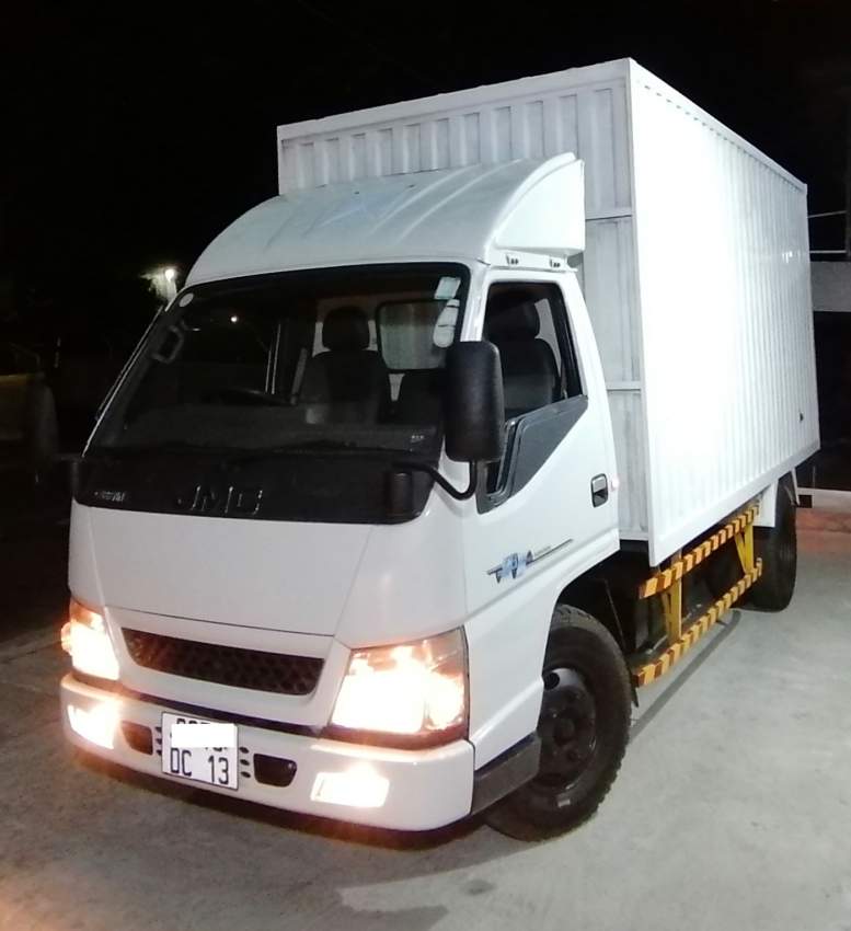 JMC DEC 2013 6 ROUES 700x 16 @Rs 320,000 Neg. Tel 57484702  - 0 - Small trucks (Camionette)  on Aster Vender