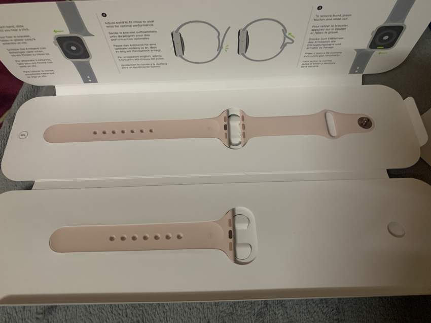 Apple Watch Serie 4 - 2 - All electronics products  on Aster Vender