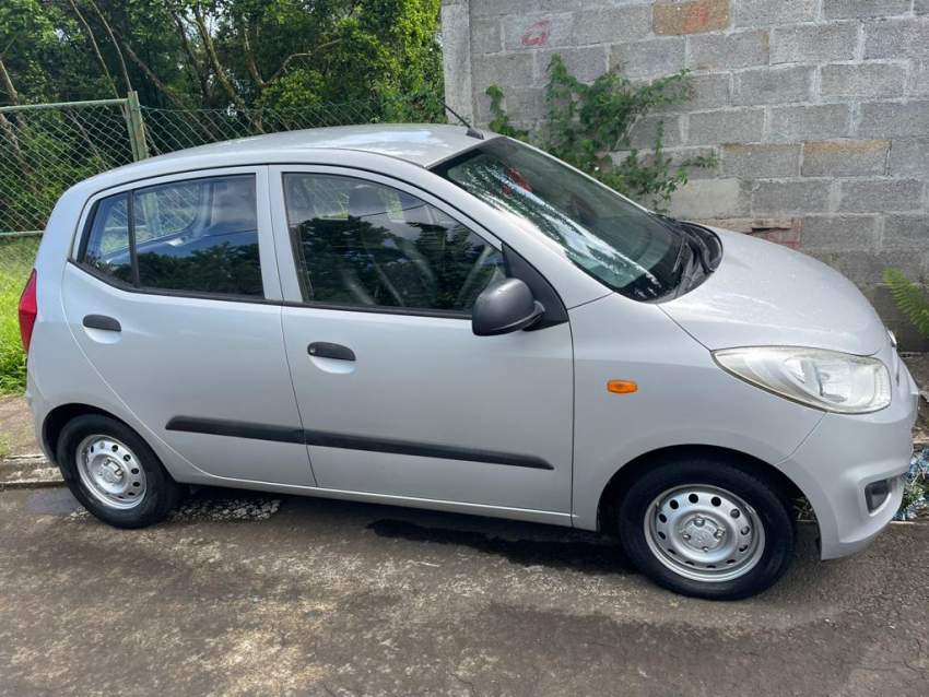 Hyundai i10 FOR SALE - 5 - Compact cars  on Aster Vender