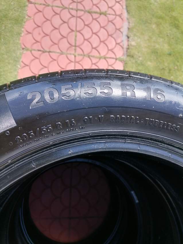 4 Pneus-Continental 205/55 R 16 que pour voiture.  - 1 - Spare Parts  on Aster Vender